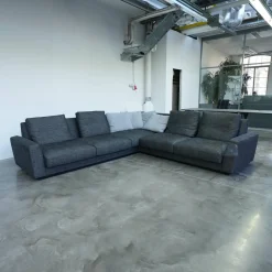 Ecksofa Grand Suite Bezug Stoff Sonora 7869 Basalt Anthrazit Sockel Buche Schwarz Lackiert