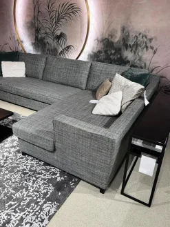 Ecksofa Hailey Stoff Chameleon Salvia 4145 085 Grau Fuß Matt Schwarz Pulverbeschichtet