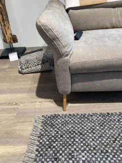 Ecksofa Jacksonville Stoff Yelda Taupe Beige Füße Massivholz Geölt