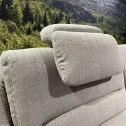 Ecksofa Larus Stoff Fabiola Desert Grau Creme Gestell Stahl Füße Holz Lackiert Inklusive Elektrischer Liegefunktion 2 Kopfstützen Und 2 Kissen