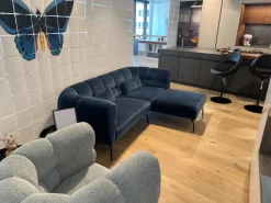 Ecksofa Magnolia Stoff 4473 63 Blau Füße Metall Schwarz Pulverbeschichtet