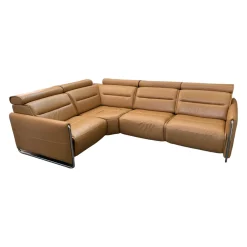 Ecksofa Modell Emily iLeder Cori Farbe Caramel Metall Armlehne Chrom mit Power Funktionen