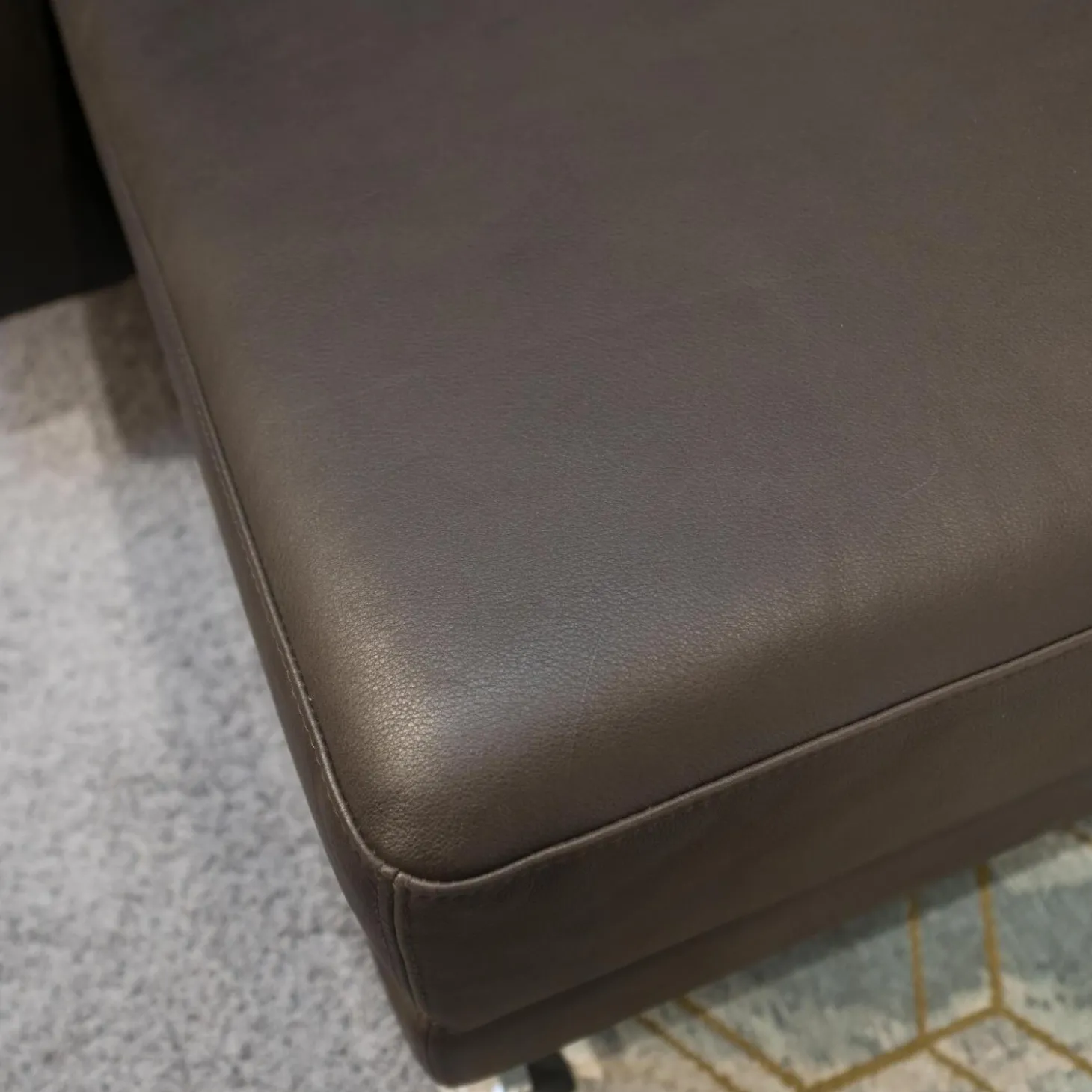 Ecksofa Moule Leder Taron 5668 0022 Braun Kufen Chrom Verstellbar