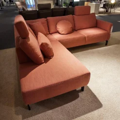 Ecksofa MR 4530 Stoff Picasso Peach Orange Rot Metallfuß Schwarz Matt Mit Kissen Inklusive 2 Kopfstützen XL