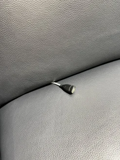 Ecksofa MR9120 Leder Montana Night Schwarz Füße Metall Schwarz Inklusive Kissen