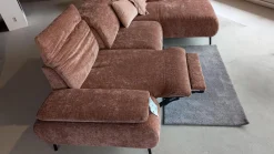 Ecksofa Nicolai Stoff Nile Kupfer 300 Braun Fuß Schwarz Matt mit Verstellfunktionen