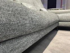 Ecksofa Nuvola Stoff 17 100 Dunkel Schwarz Weiß Gemustert Aluminiumgußfuß Lackiert RAL9017 Verkehrsschwarz Schwarz