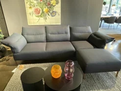 Ecksofa Pandarine Stoff Fiord 981 Grau Gestell Walnuss Geölt