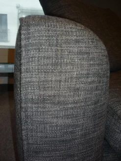 Ecksofa Sofagruppe Mell Lounge Stoff 9206 Braungrau Füße Schwarz mit Hocker