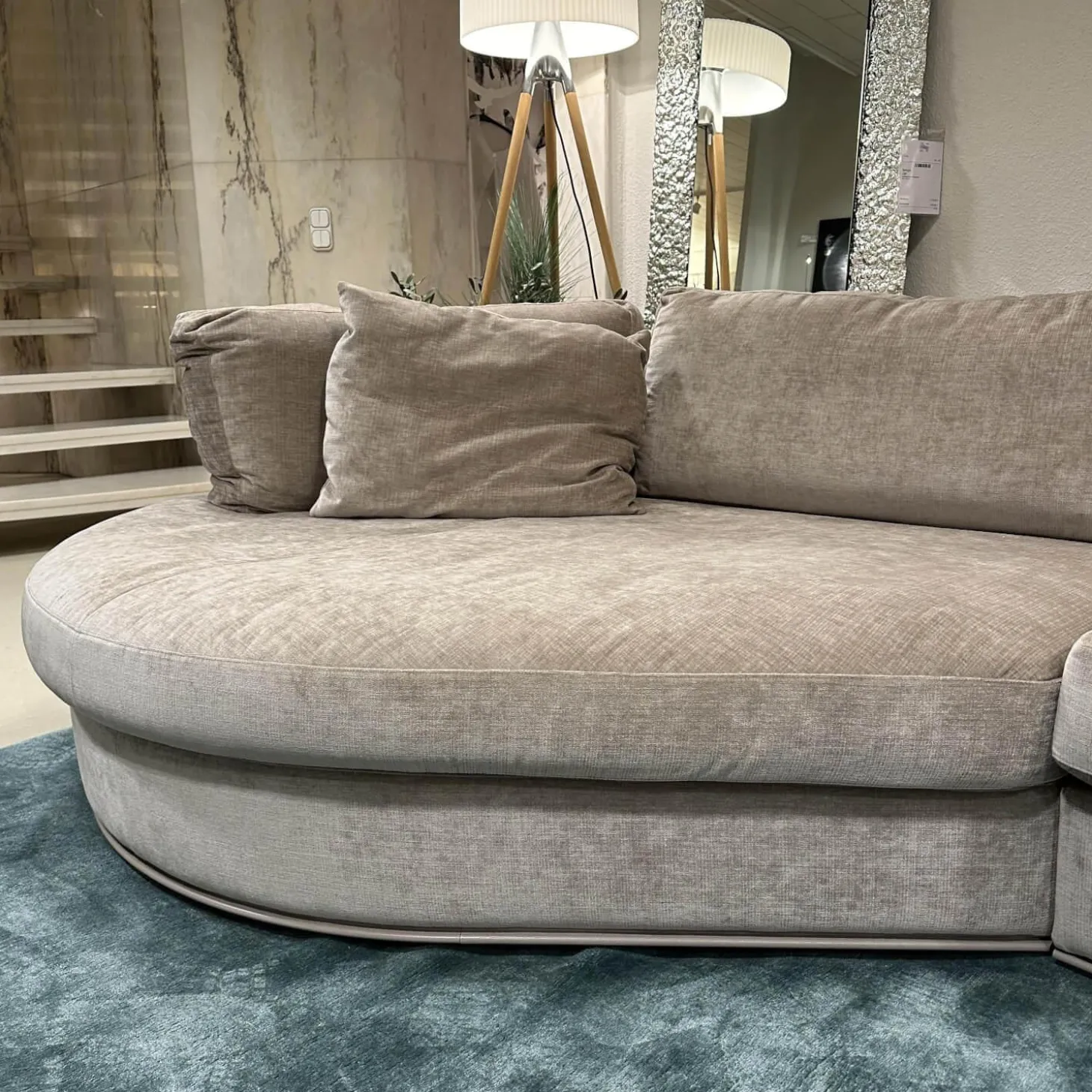 Ecksofa Sofalandschaft Inspiration Stoff Fame Beigebraun Sockelrahmen Holz