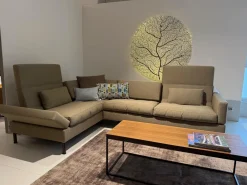 Ecksofa Tomo Soft Stoff 3677 20 Braun Gestell Buche Gebeizt Nussbaum Dunkel Und Metall Schwarz Inklusive Kissen