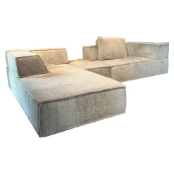 Ecksofa Trio Stoff 9047 Greige Gestellrahmen Buche Massiv Inklusive Hocker Und Kissen