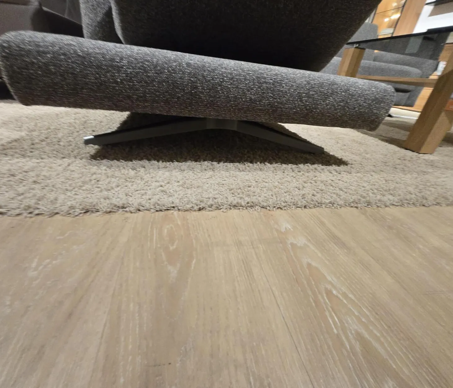 Ecksofa Upgrade Stoff 10 Calypso 27 Grau Schwertkufe Aluminium Bronziert Mit Schwenkbarer Armlehne