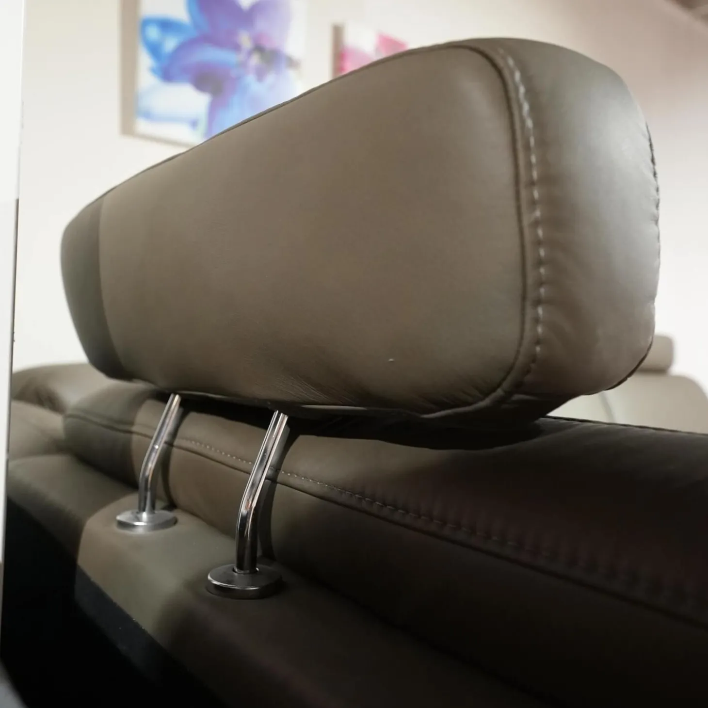 Ecksofa Urbino Leder Vivre Smoke Grau Füße Aluminium Inklusive Kopfstütze