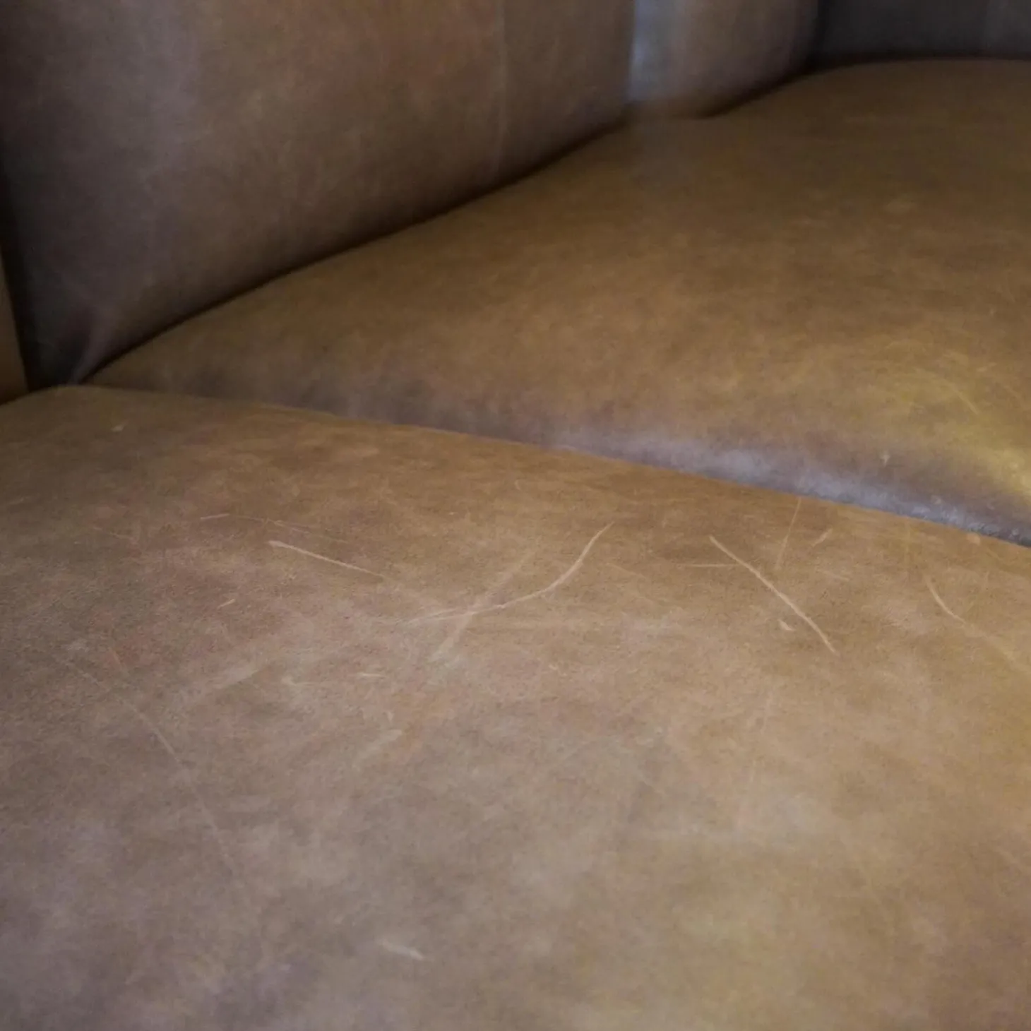 Ecksofa Vasa Rustikales Leder Dunkelbraun Beine Schwarz