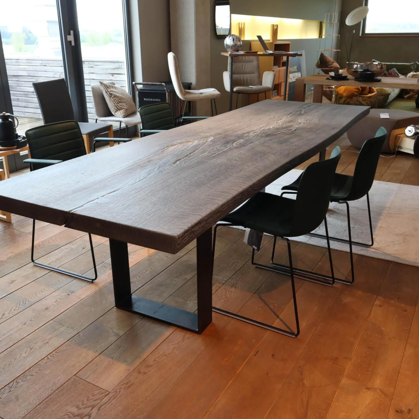 Einstammtisch Naturkante Eiche Schwarz Geflammt Struktur Weiß Ausgebürstet