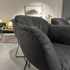 4er Set Armlehnenstuhl Sevano Leder Miura 51 Anthrazit Gestell Metall Schwarz Pulverbeschichtet