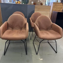 4er Set Armlehnenstuhl Step Leder 2 13 Cognac Braun Gestell Stahl Schwarz Pulverbeschichtet