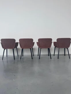 4er Set Armlehnstuhl Sedia KN6 Stoff Harley 12 Red Brick Rot Gestell Aluminium Schwarz Lackiert