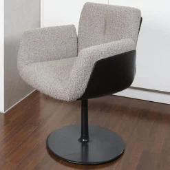 2-er Set Drehstuhl Alvo Stoff 14002 Hellgrau Schale Kunststoff Schwarz Tellerfuß Lack Schwarz