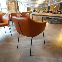 6er Set Esszimmerstuhl Leder Farbe Haselnuss Beine Metall Schwarz Lackiert