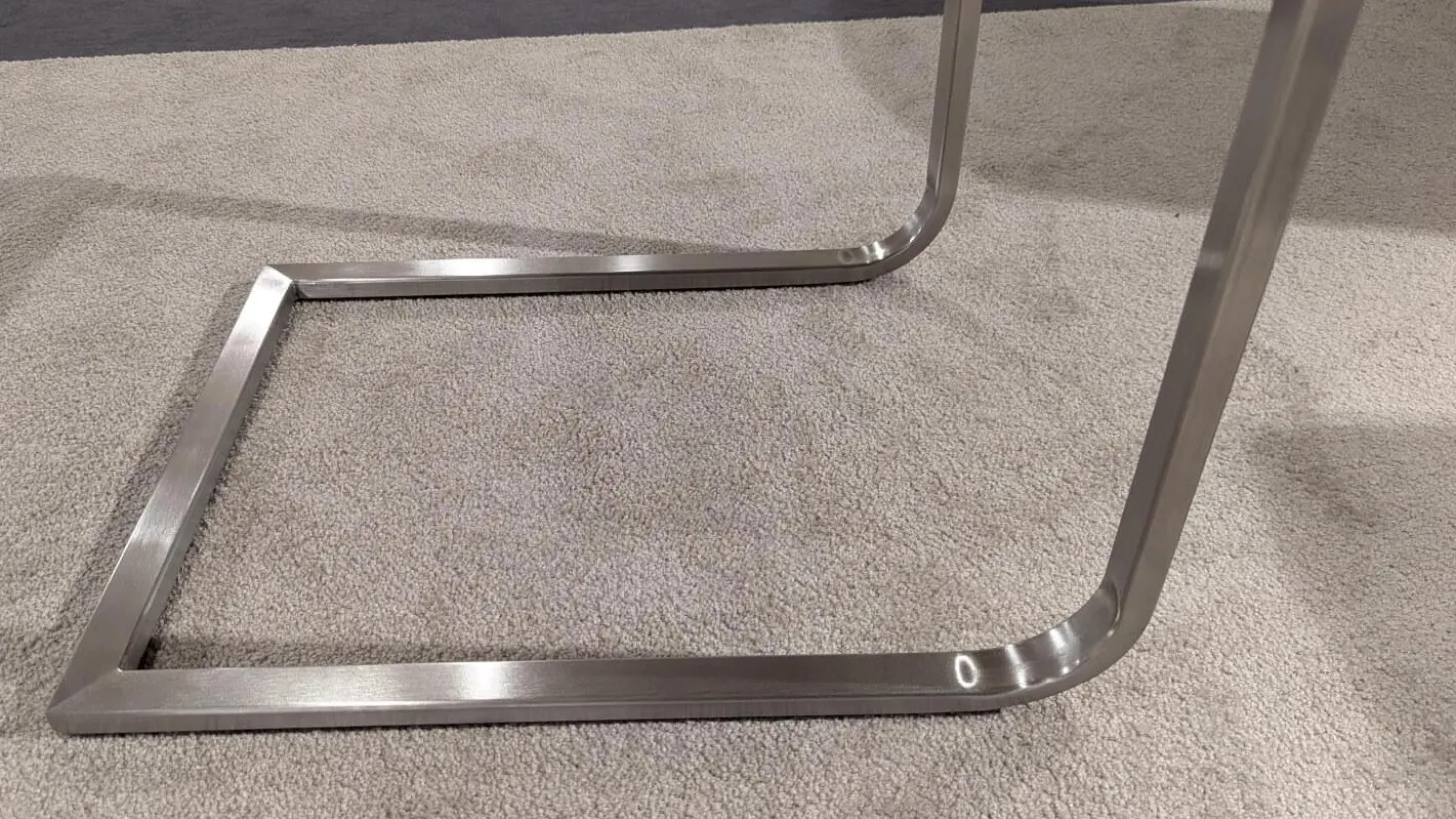 4er Set Freischwinger Lena Stoff Florida 122 Schwarz Rücken Balkeneiche Natur Gestell Metall Edelstahloptik