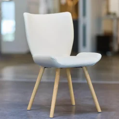 4er Set Polsterstuhl Kasaar Sitz Und Rücken Leder Preistige M133 Altweiß Weiß Gestell Gedrehte Holzbeine Eiche Natur Geölt