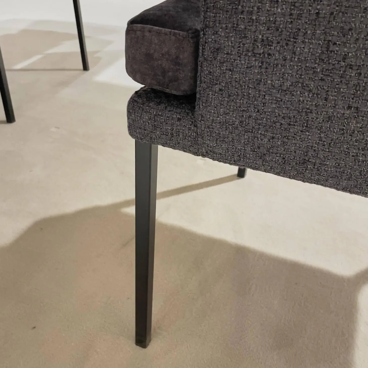 6er Set Sina 3 Bezug Stoff Forza Dark Grey 12305 Grau Metallgestell Schwarz Strukturgepulvert