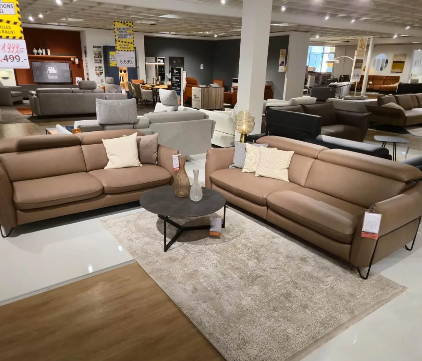 2er Set Sofa Confetto Leder Nature Terra 74 Braun Metallfuß Schwarz Matt Mit Relaxfunktion Und Kissen