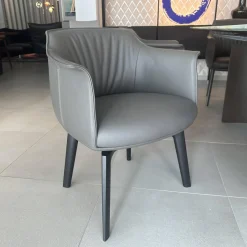 4er Set Stuhl Archibald Leder Nest Grau Gestell Massivholz Esche Farbig Gebeizt Schwarz Drehbar