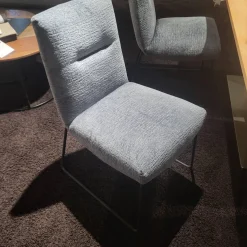 4er Set Stuhl Calgary Chenillestoff Hellblau Kufe Metall Anthrazit Pulverbeschichtet