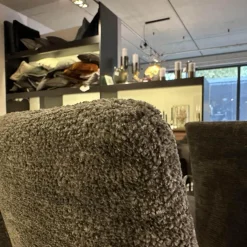 6er Set Stuhl Filon Stoff Cloud Hunter 156 Grün Kufengestell Metall Schwarz Tiefmatt Pulverbeschichtet Mit Schwingmechanik