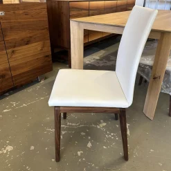 6er Set Stuhl Fugo Leder 2 48 Weiß Gestell Nussbaum Natur Geölt