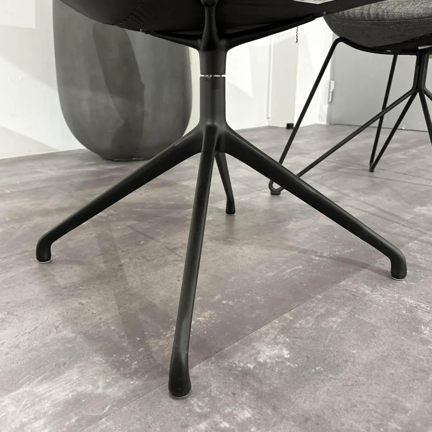 6er Set Stuhl Lui Und Grand Lui Bezug Stoff Canvas 154 Grau Außen Leder Origon Schwarz 70240 Drahtgestell Schwarz Matt Pulverbeschichtet