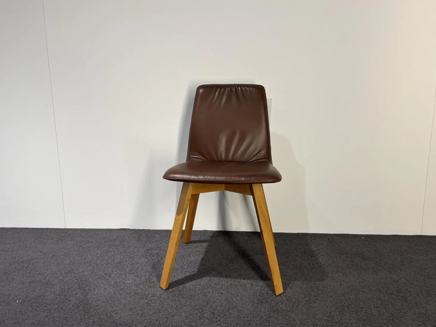 2er Set Stuhl Maverick Leder Sauvage Brasil Braun Gepolstert Gestell Eiche Mit Kunststoffgleiter Braun