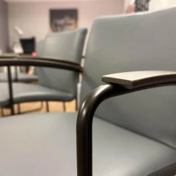 4er Set Stuhl Talos Bezug Leder Ceras 3190 Dew Blau Armlehne Eiche M4500 Pine Grey Grau Matt Gestell Epoxy E2200 Nuit Schwarz