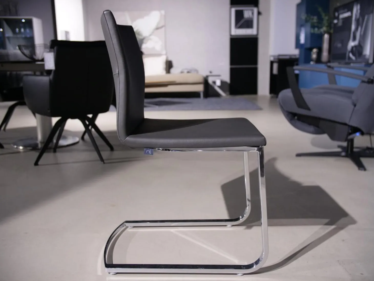 3er Set Stuhl Und Essbank Mirado Leder 1024 Anthrazit Gestell Flachstahl Verchromt