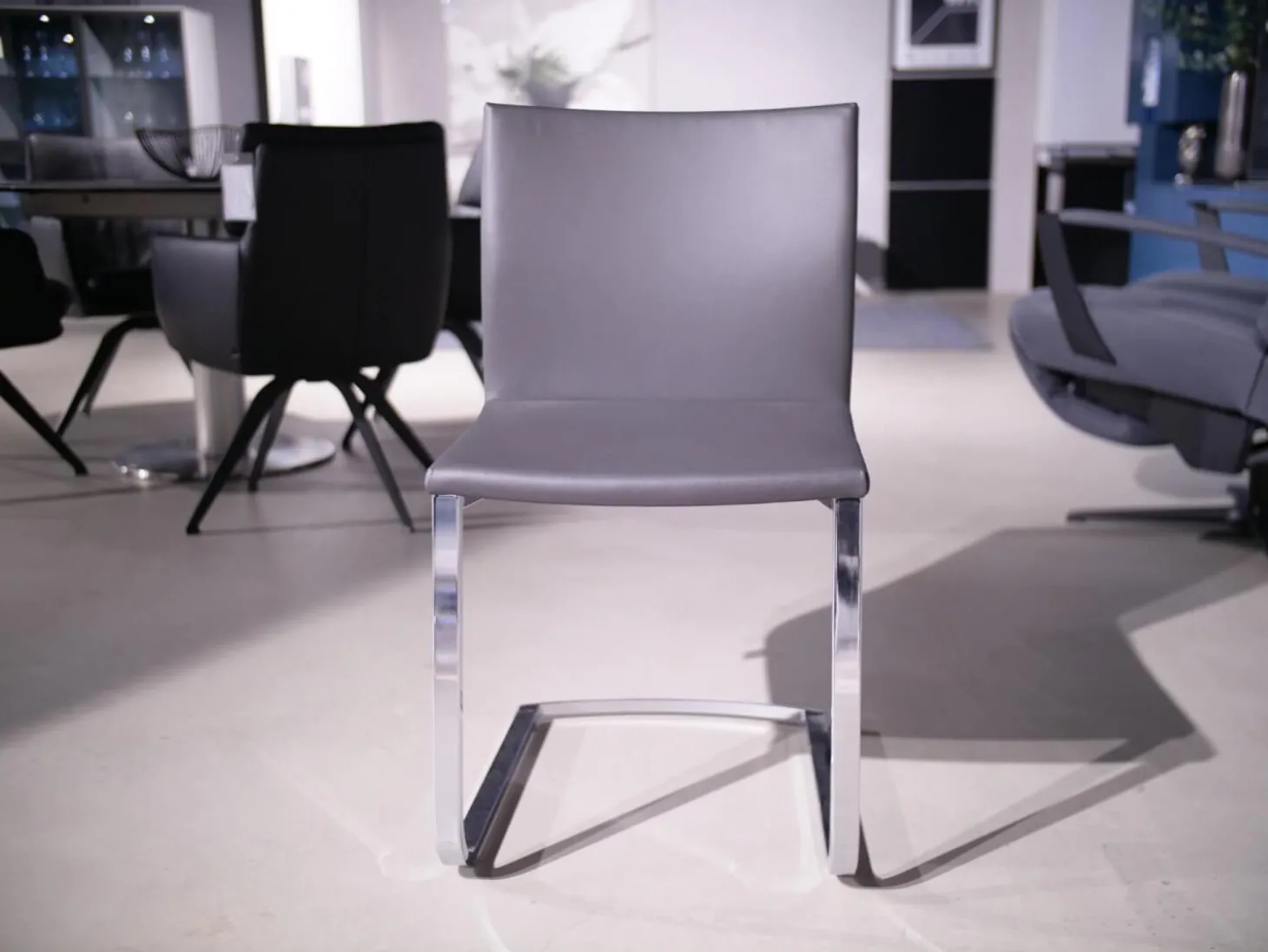 3er Set Stuhl Und Essbank Mirado Leder 1024 Anthrazit Gestell Flachstahl Verchromt