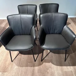 4er Set Stuhlsessel 655 Leder 40 300 Dunkelbraun Gestell Stahl Verkehrsschwarz Mit Kunststoffgleitern