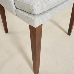 4er-Set Armlehnstuhl Saloni Bezug 1602-15 Gestell Nussbaum Geölt