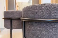 2er-Set Barhocker Drop Stoff 5027 Nougat Ecru Grau Füße Schwarz Pulverbeschichtet