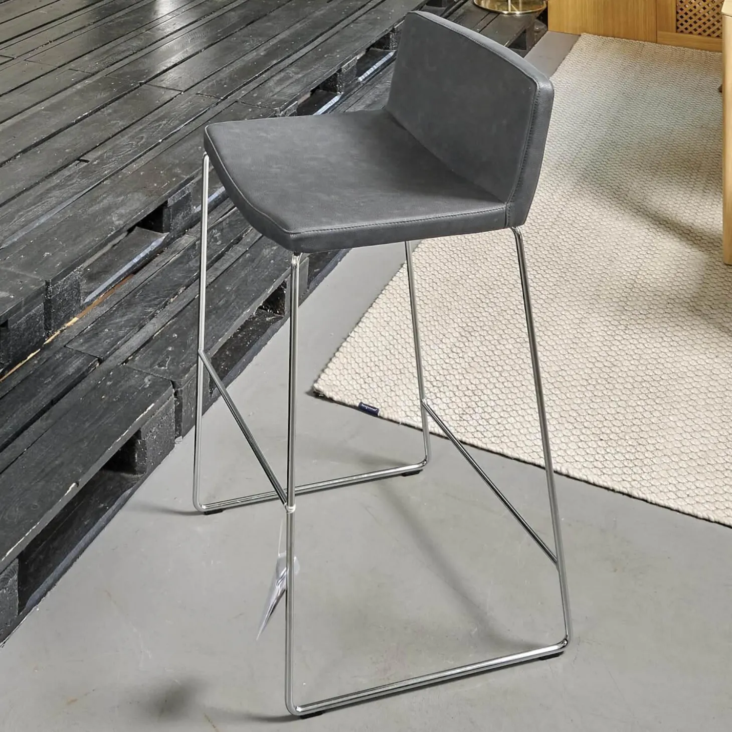 2er-Set Barhocker Wave Bezug Eco-Leder Schwarz Gestell Verchromt Inklusive Gleiter