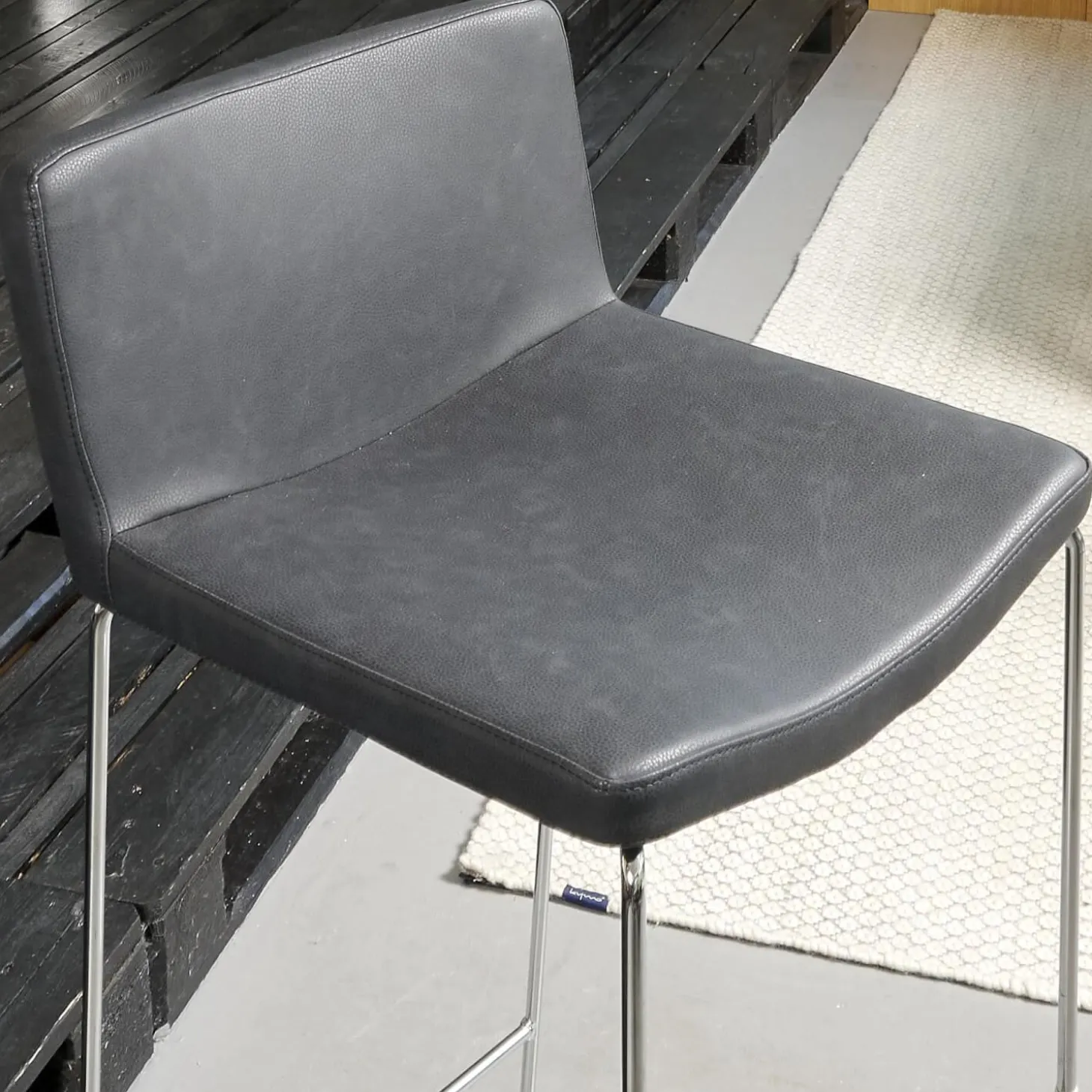 2er-Set Barhocker Wave Bezug Eco-Leder Schwarz Gestell Verchromt Inklusive Gleiter