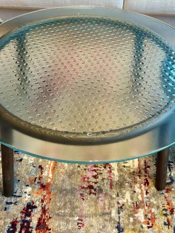 3er-Set Beistelltisch Cannage Gehärtetes Geschmolzenes Glas Transparent Fume Bergstein