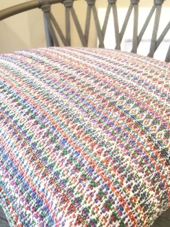 6er-Set Erica Armlehnstuhl Stoff Sitzkissen Grau Rückenkissen Mehrfarbig Blau Rot Grün Füße Metall Grau Pulverbeschichtet