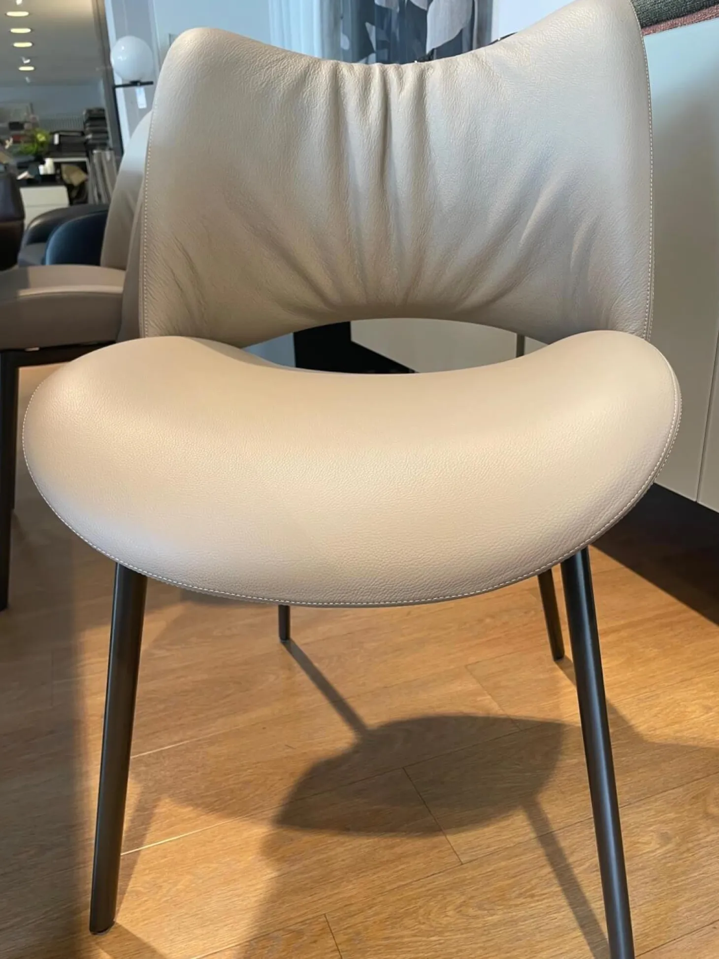 2er-Set Nice Leder 40 Cachemire Beige Füße Braun Lackiert