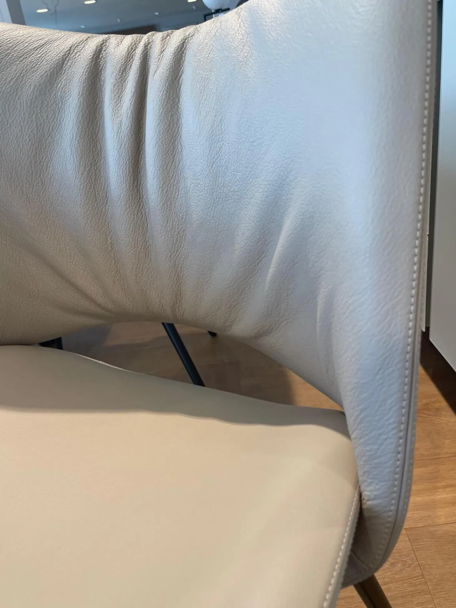 2er-Set Nice Leder 40 Cachemire Beige Füße Braun Lackiert