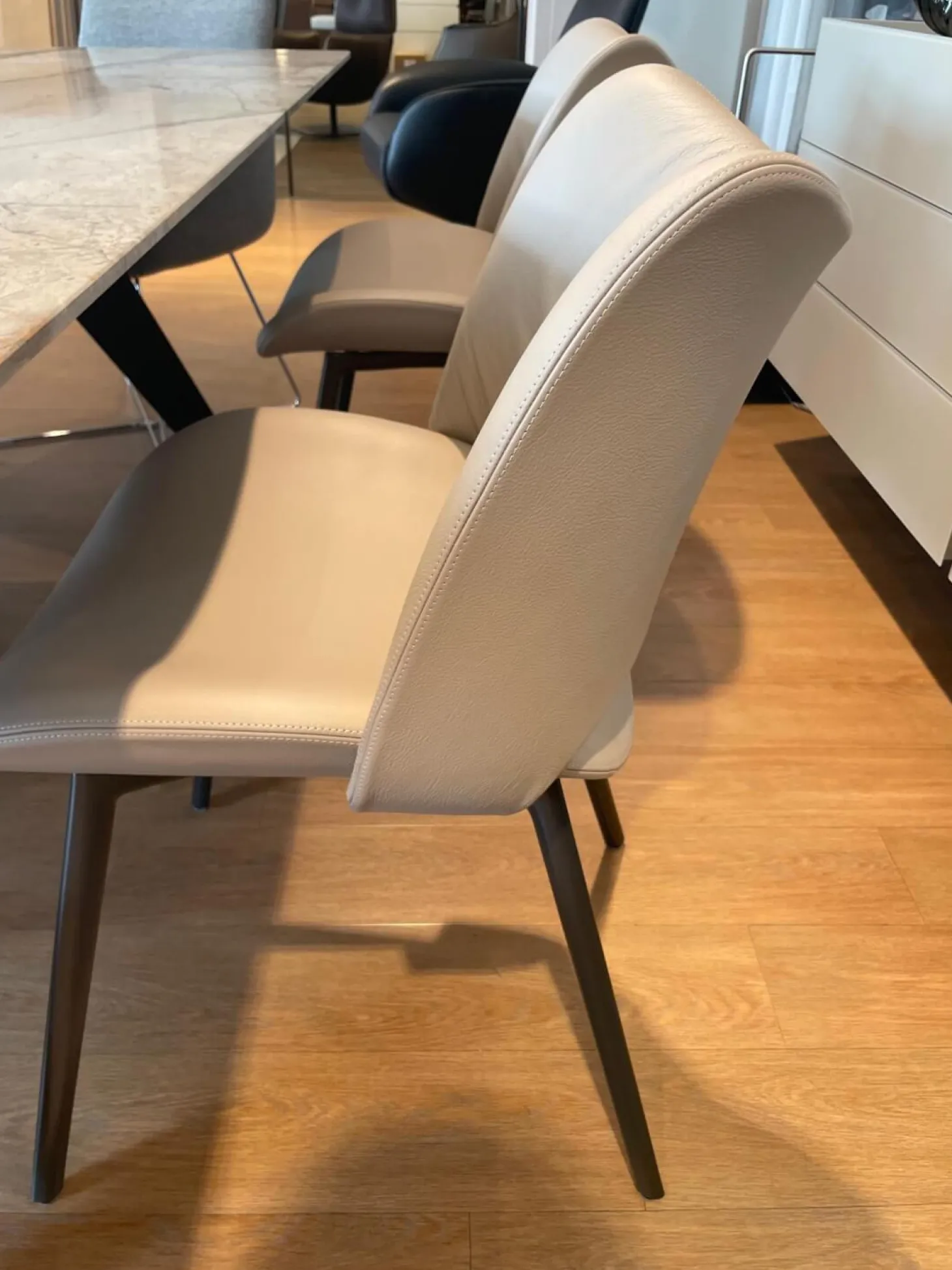 2er-Set Nice Leder 40 Cachemire Beige Füße Braun Lackiert