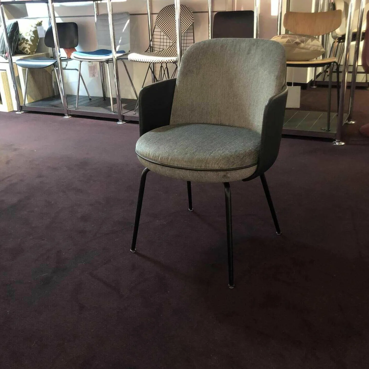 4er-Set Polsterstuhl Merwyn Dining Chair Leder Schwarz Stoff Grau