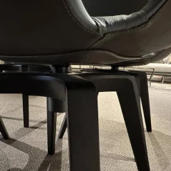 4er-Set Sessel Ginger 5542101 Bezug Außenschale Leder SC 28 Seppia Braun Grau Innen LEder SC 254 Stell Blue Grau Blau Gestell Wengeholzfarbig Esche 32 Drehbar Mit Rückholfunktion